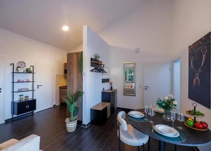 Modernes In Mit Terrasse *